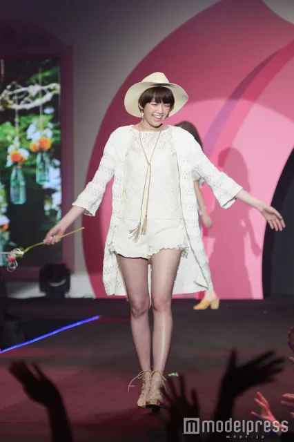 佐藤栞里（しーちゃん・サトシオ）｜モデル　好き？嫌い？